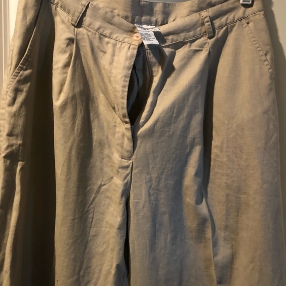 Beige Pants with a Cuff by NewPort  News Size 16 - Picture 3 of 6